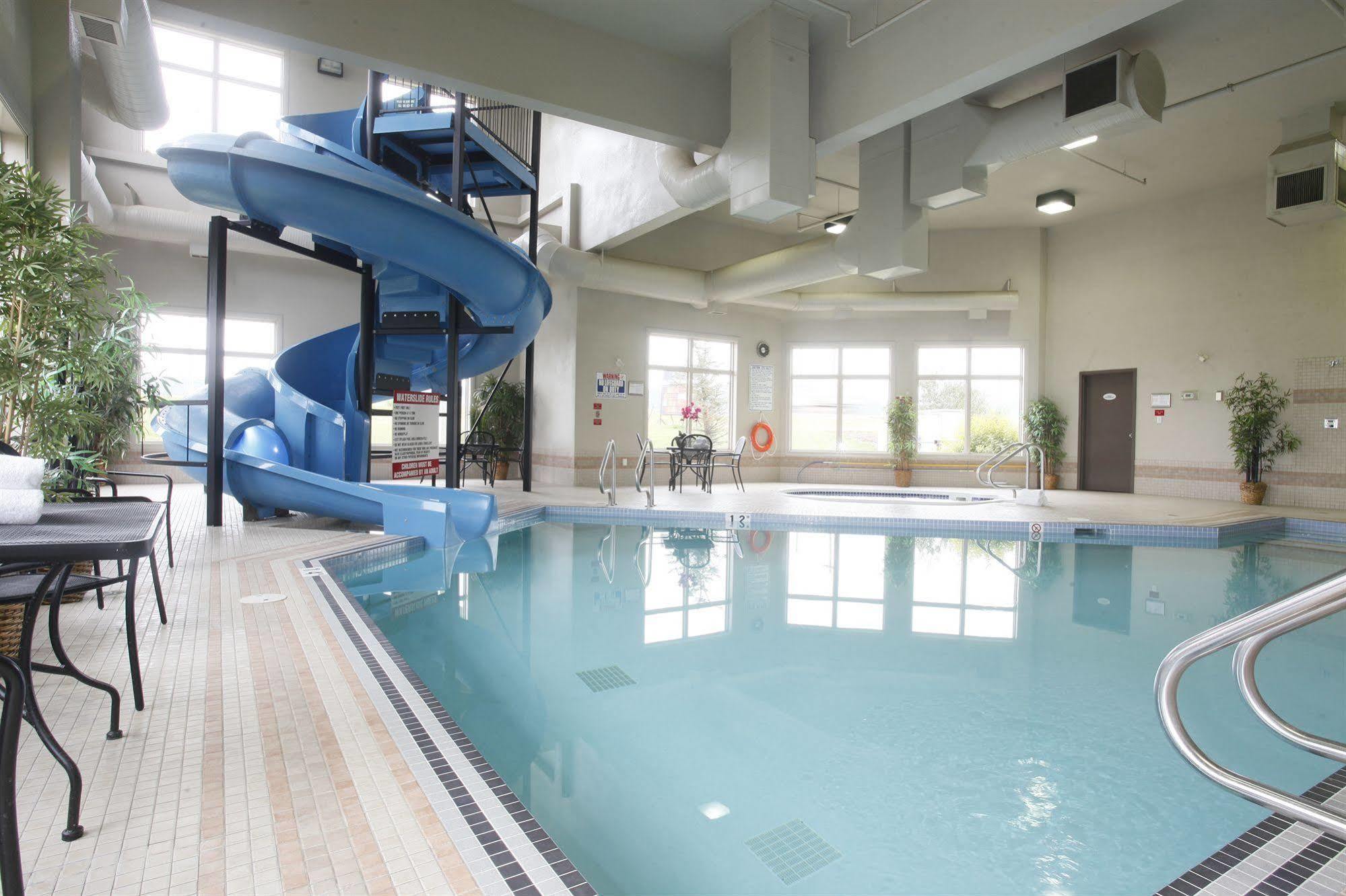 Stonebridge Hotel Dawson Creek Eksteriør billede
